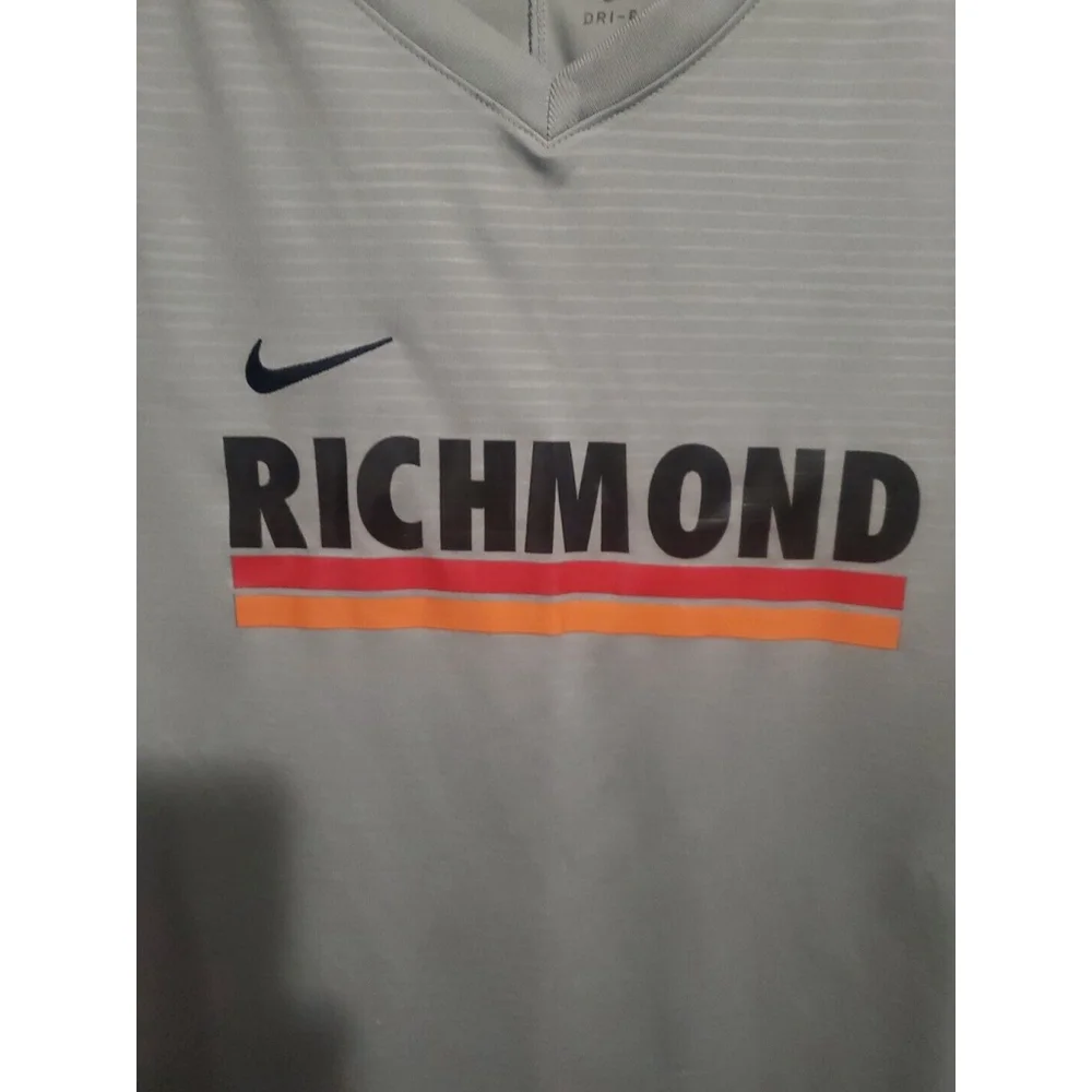Richmond Virginia Nike Dri-Fit Women's Small T Shirt Preowned - Picture 2 of 5